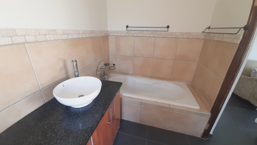 2 Bedroom Property for Sale in Melodie North West